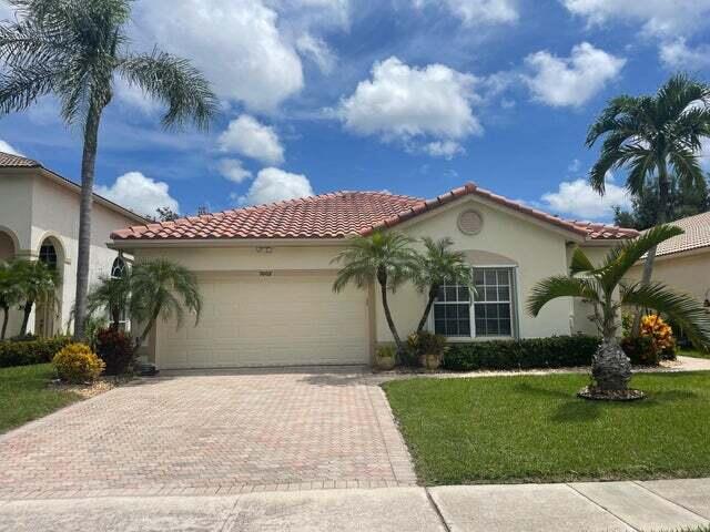 Property for Sale at 7602 Colony Lake Drive, Boynton Beach, Palm Beach County, Florida - Bedrooms: 3 
Bathrooms: 2.5  - $599,900