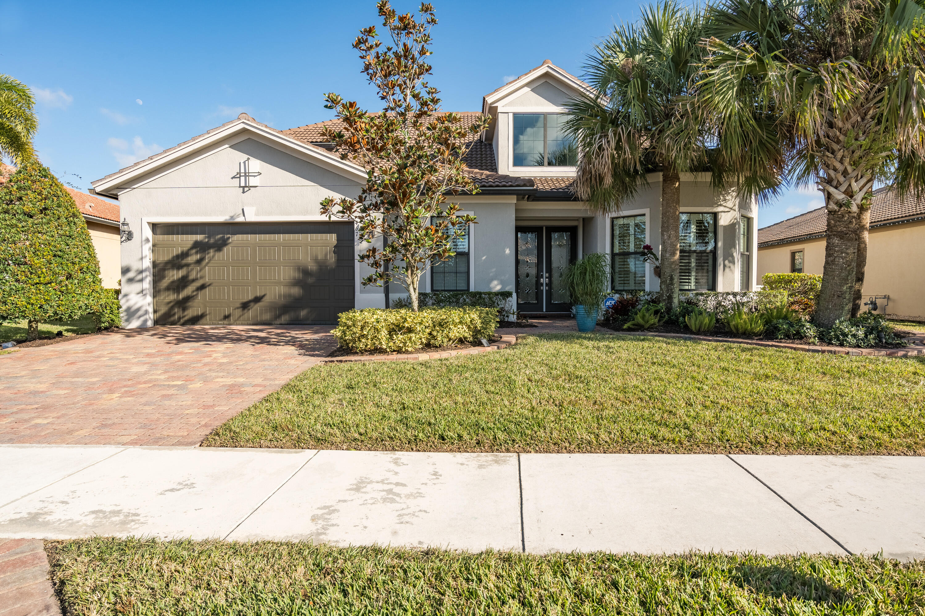 467 Sonoma Isles Circle, Jupiter, Palm Beach County, Florida - 4 Bedrooms  
4 Bathrooms - 