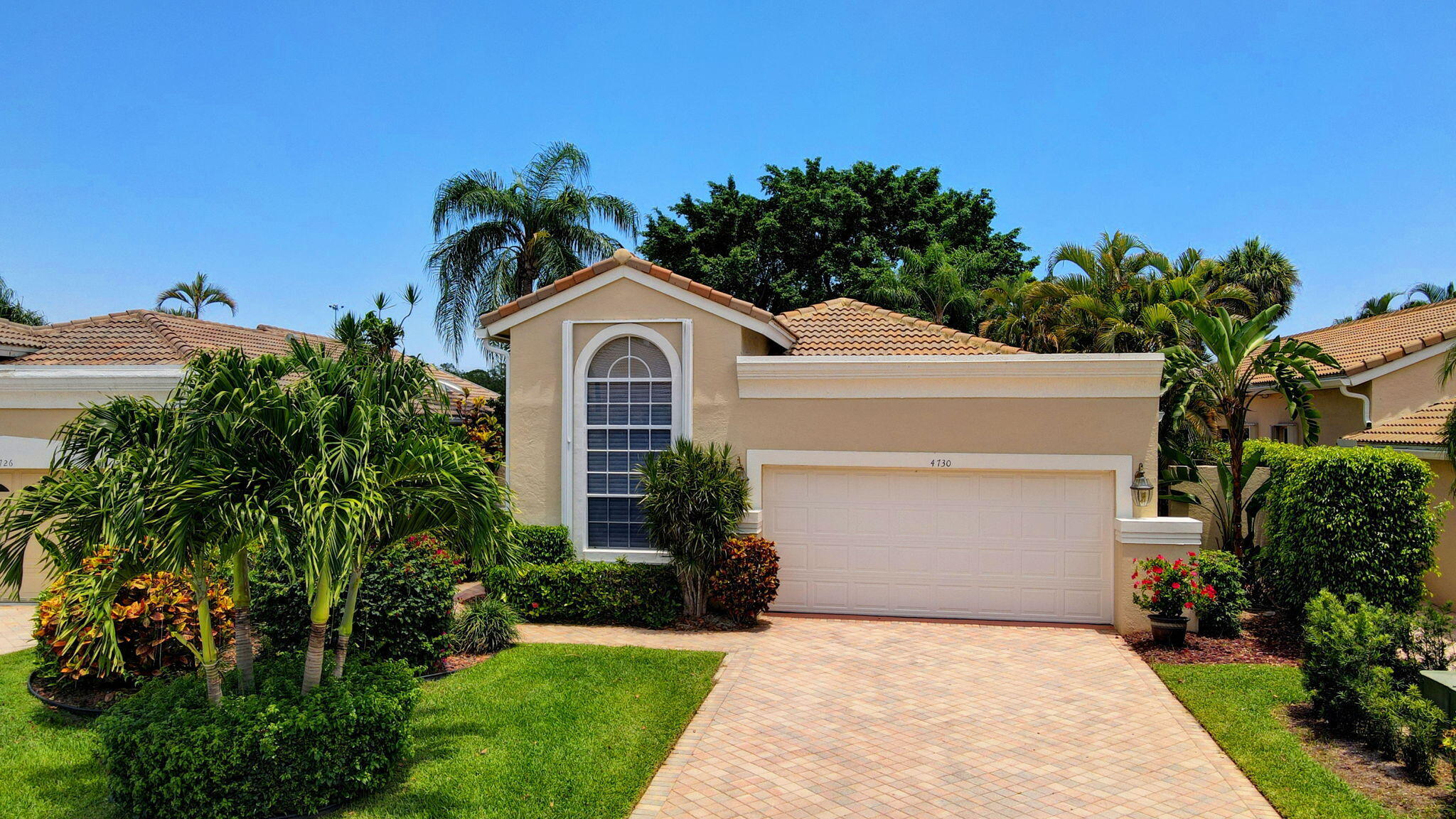 Property for Sale at 4730 Carlton Golf Drive, Lake Worth, Palm Beach County, Florida - Bedrooms: 2 
Bathrooms: 2  - $395,000