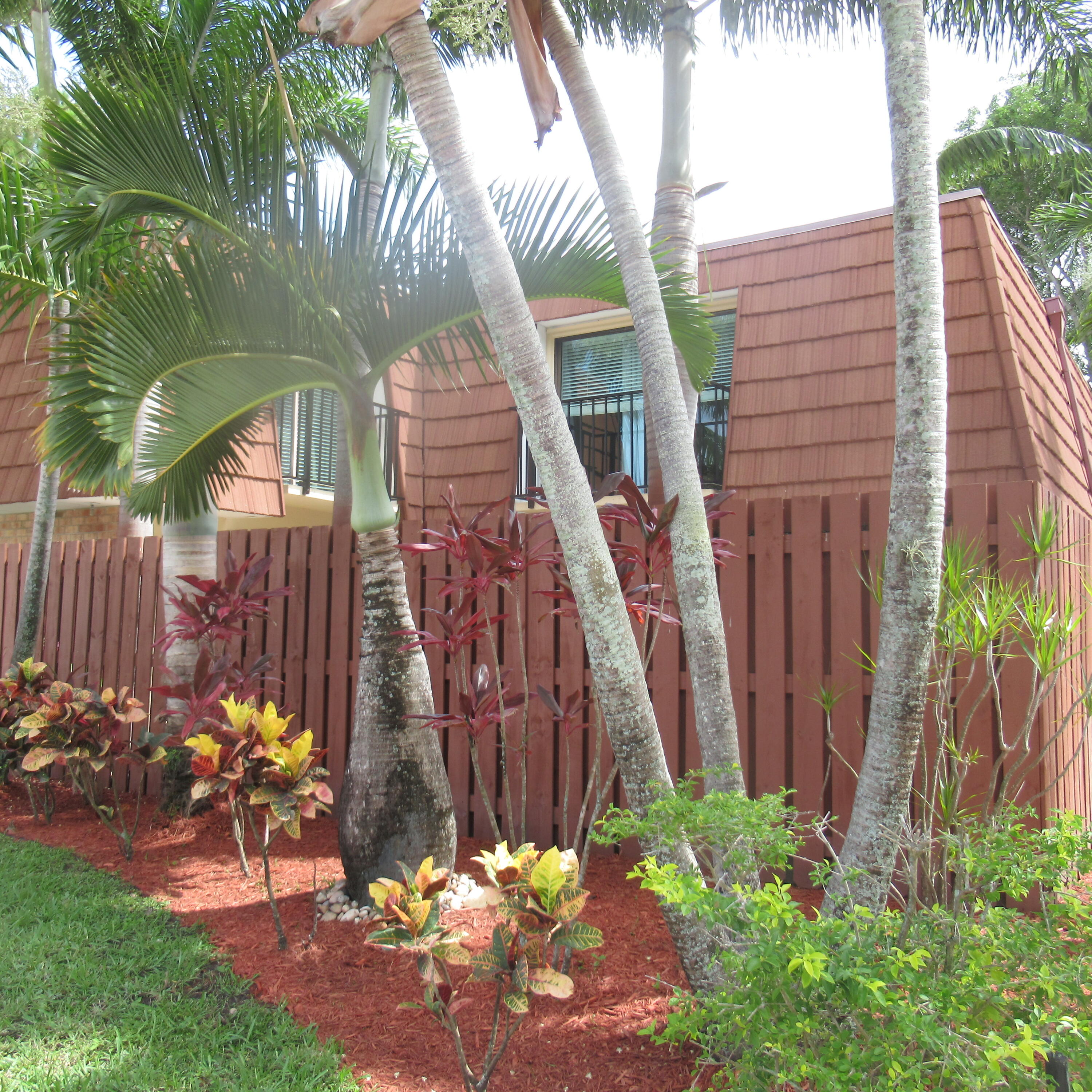 Property for Sale at 1525 Augusta Circle 111, Delray Beach, Palm Beach County, Florida - Bedrooms: 2 
Bathrooms: 2.5  - $369,900