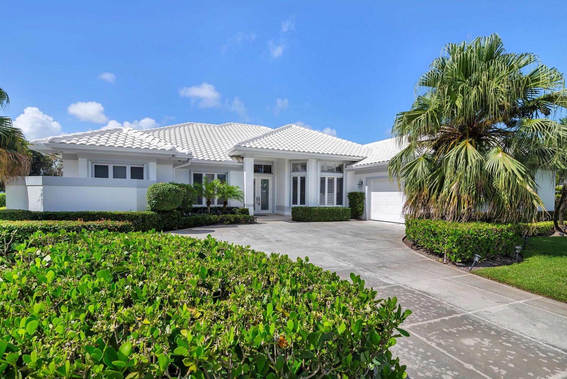 18573 Lakeside Gardens Drive, Jupiter, Palm Beach County, Florida - 4 Bedrooms  
3 Bathrooms - 