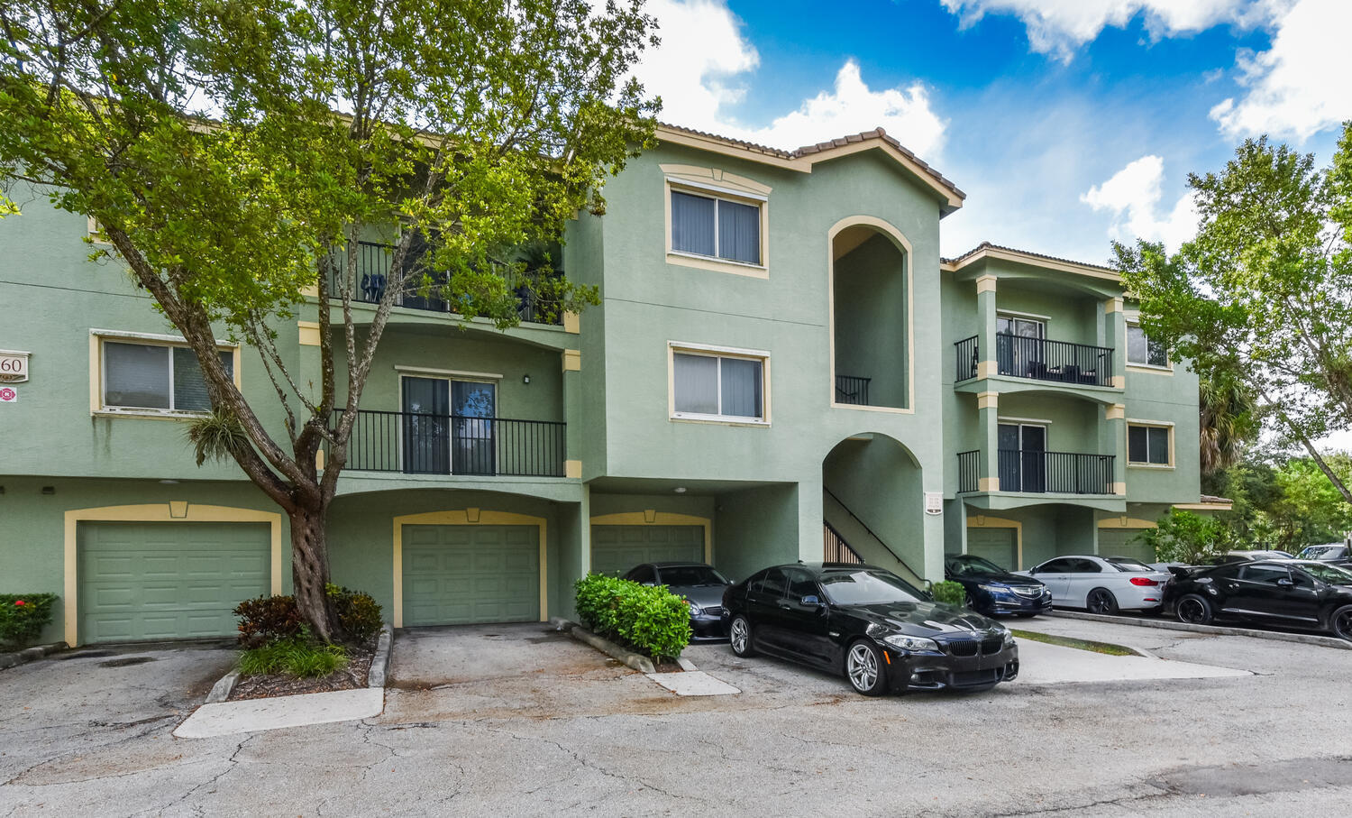 Property for Sale at 360 Crestwood Circle 305, Royal Palm Beach, Palm Beach County, Florida - Bedrooms: 2 
Bathrooms: 2  - $299,000