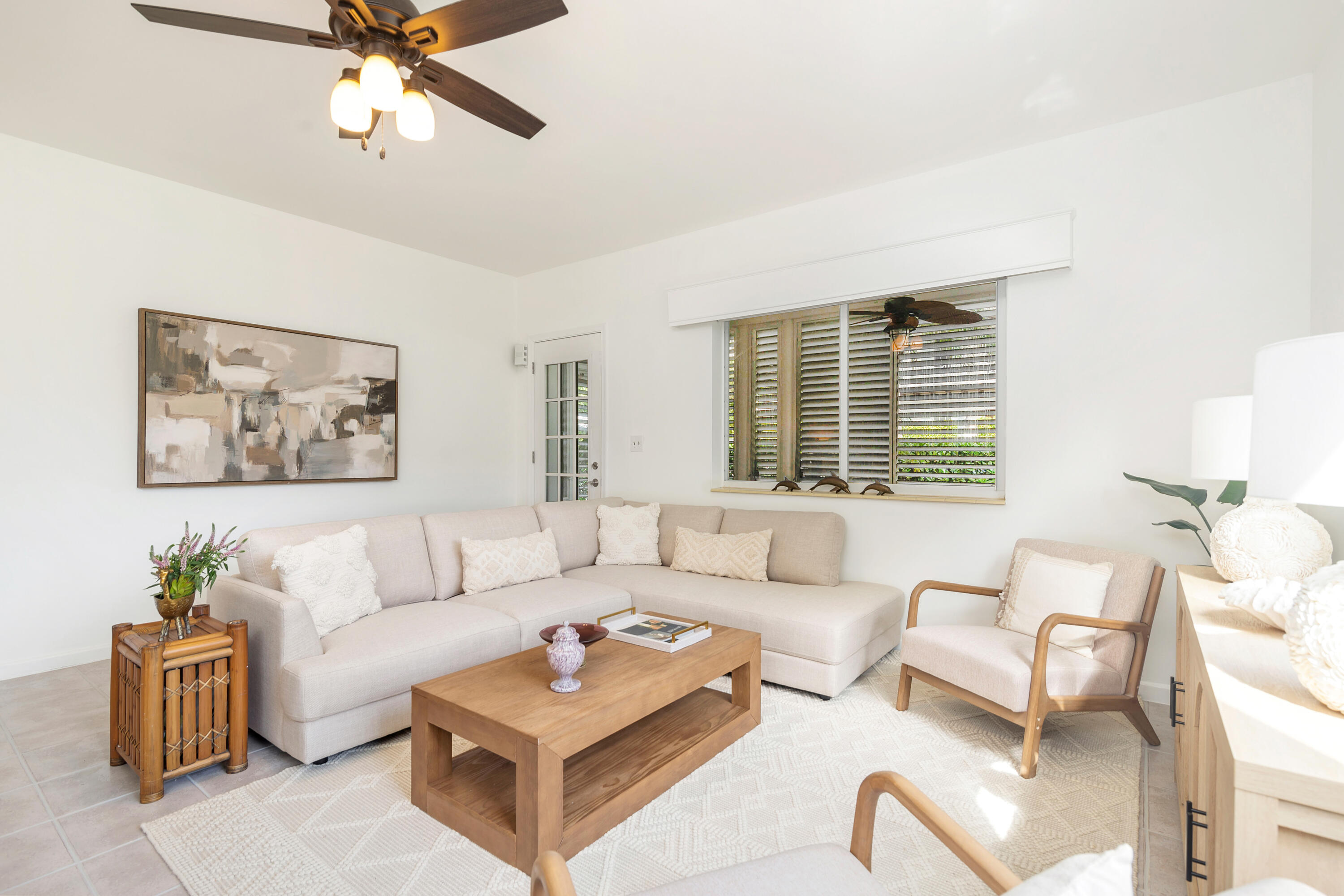 Property for Sale at 220 Atlantic Avenue 1, Palm Beach, Palm Beach County, Florida - Bedrooms: 2 
Bathrooms: 2.5  - $2,125,000
