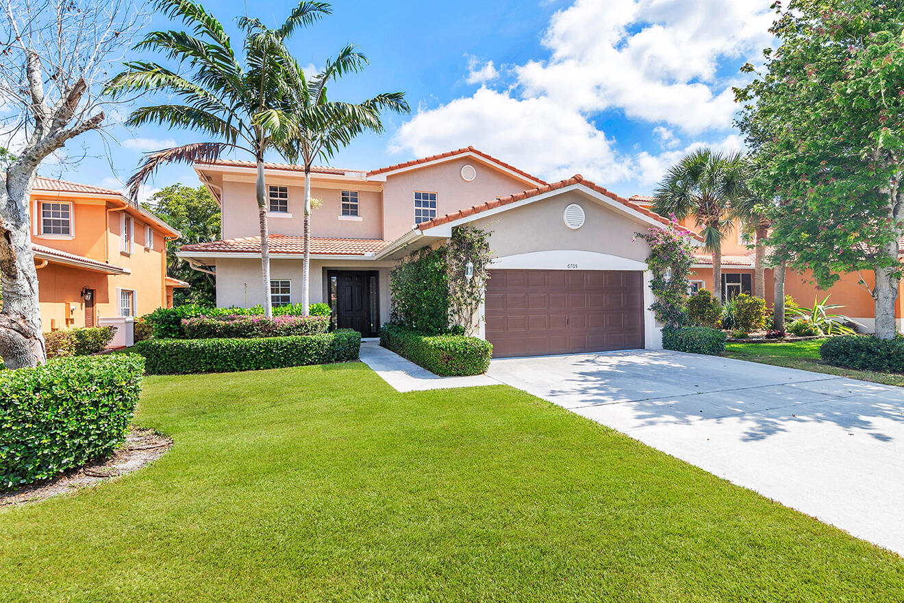 Property for Sale at 6705 Eagle Ridge Drive, Greenacres, Palm Beach County, Florida - Bedrooms: 4 
Bathrooms: 2.5  - $595,000
