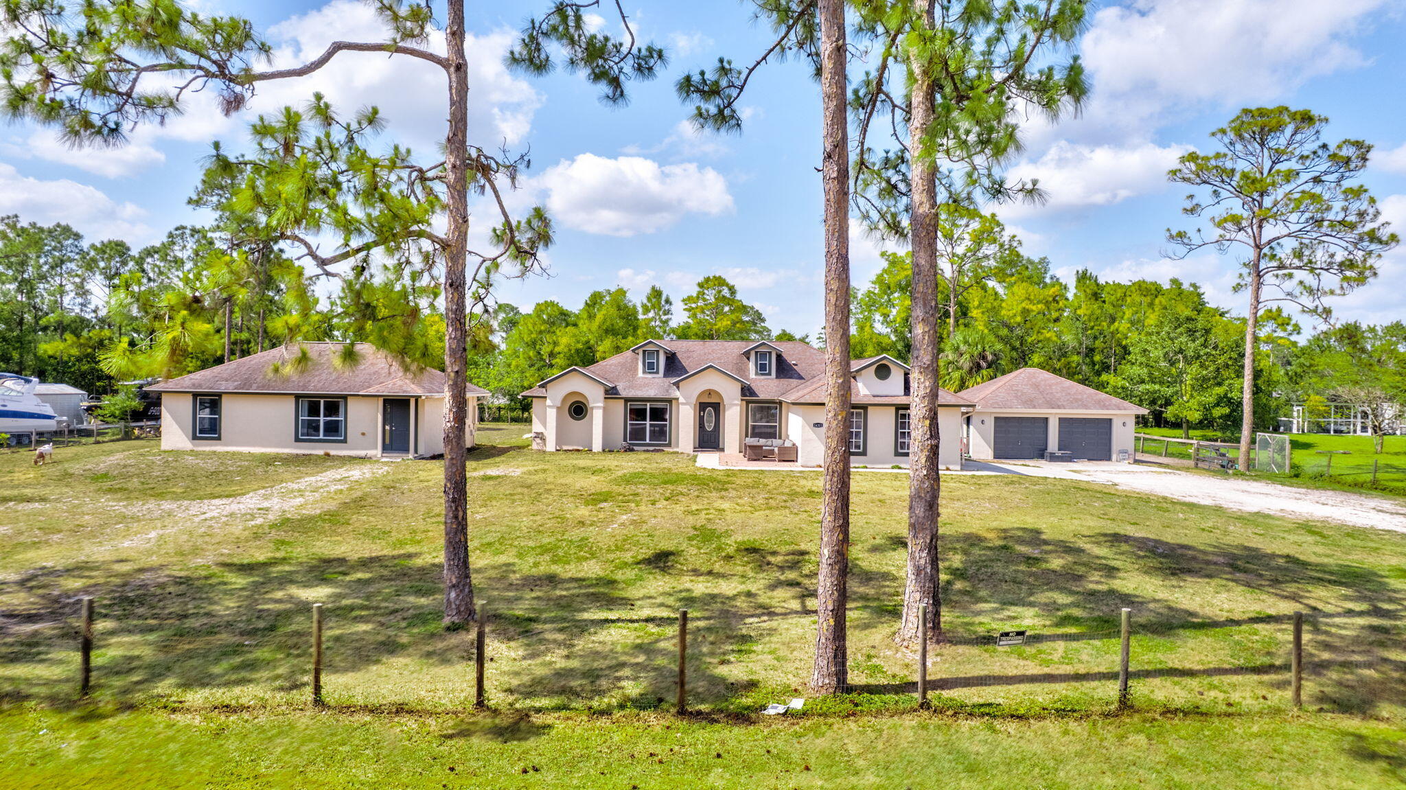 Property for Sale at 14311 86th Road, Loxahatchee, Palm Beach County, Florida - Bedrooms: 6 
Bathrooms: 3  - $879,900
