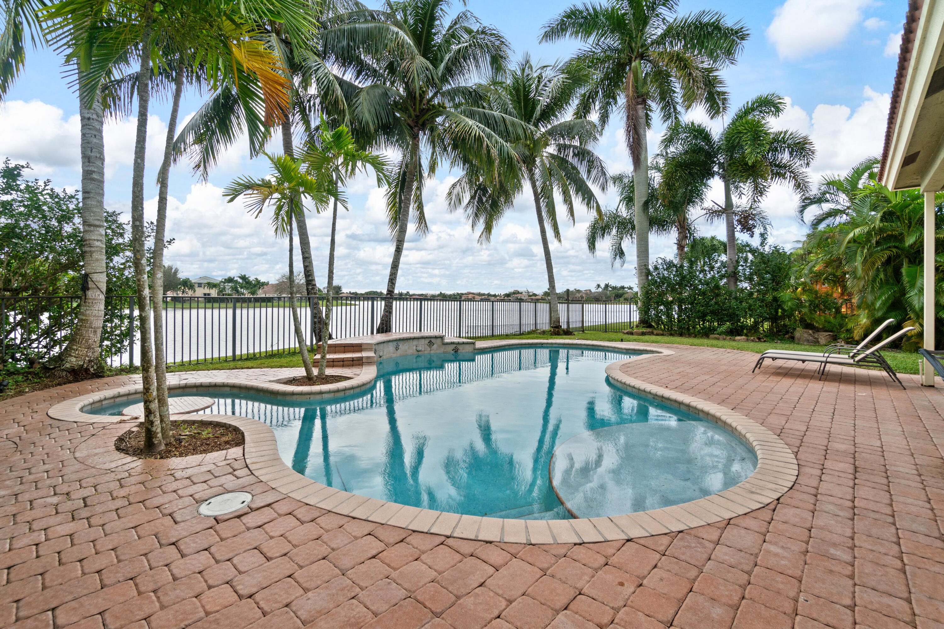 Property for Sale at 9420 Granite Ridge Lane, West Palm Beach, Palm Beach County, Florida - Bedrooms: 5 
Bathrooms: 3  - $779,888