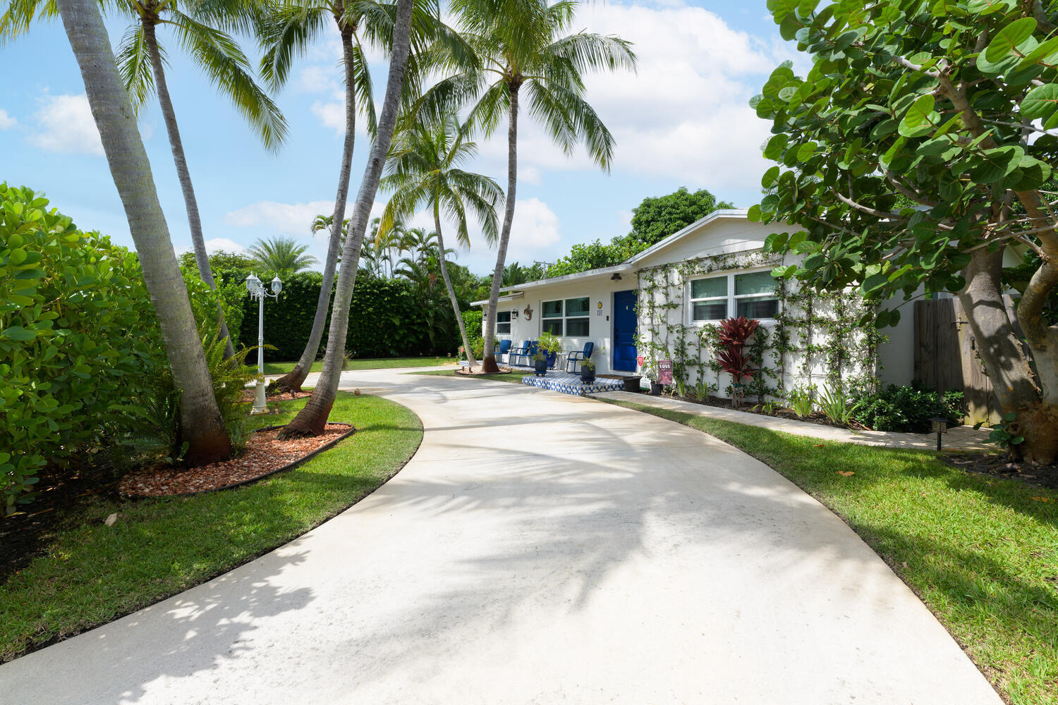 239 Bunker Ranch Road, West Palm Beach, Palm Beach County, Florida - 4 Bedrooms  
3 Bathrooms - 