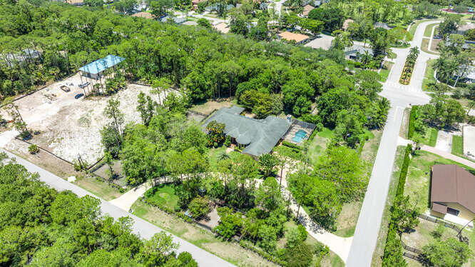 Property for Sale at 14443 Halter Road, Wellington, Palm Beach County, Florida - Bedrooms: 5 
Bathrooms: 4.5  - $2,699,000