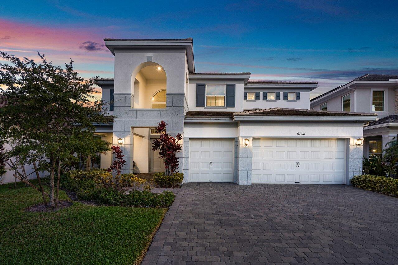 9258 Greenspire Lane, Lake Worth, Palm Beach County, Florida - 5 Bedrooms  
6 Bathrooms - 