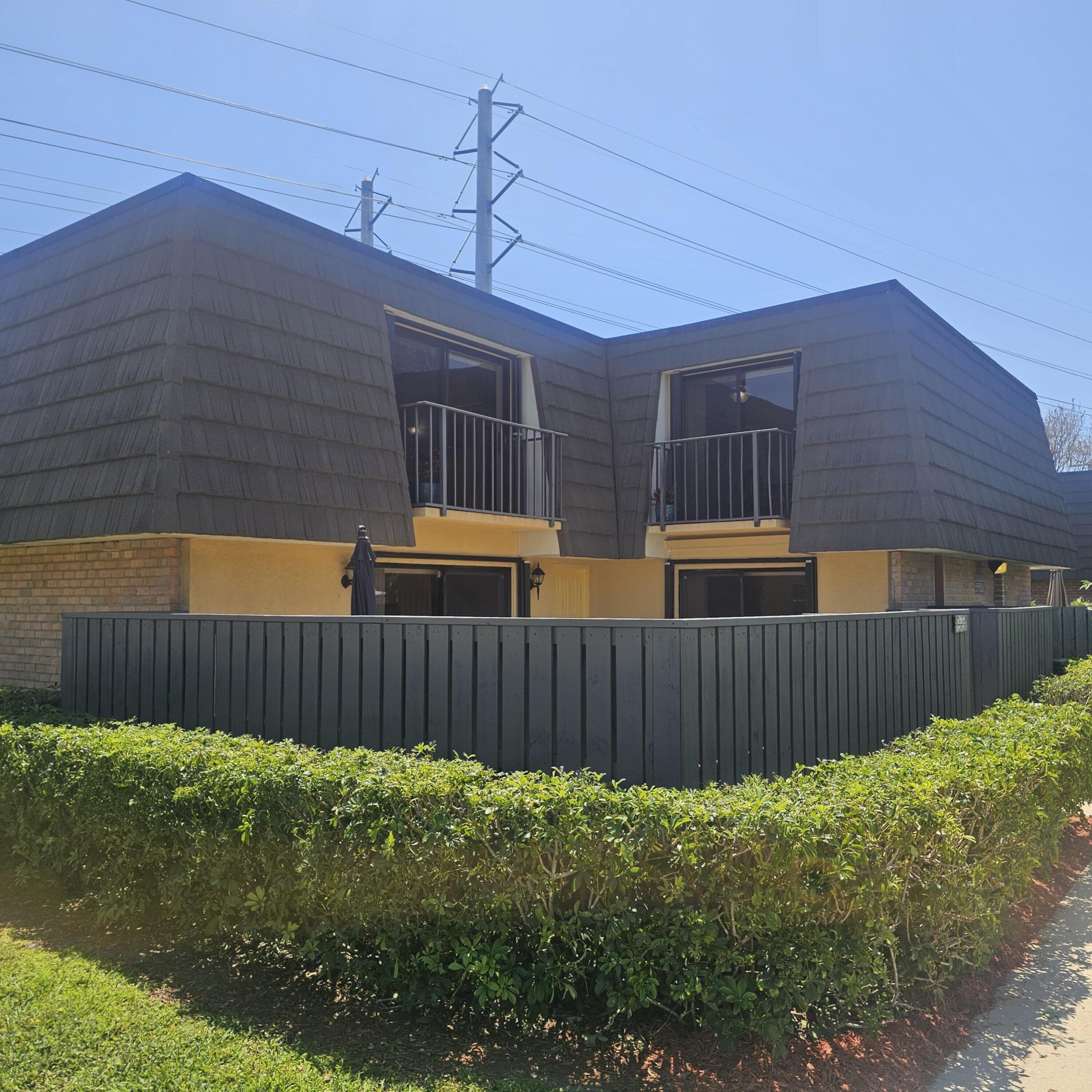 Property for Sale at 3717 37th Way, West Palm Beach, Palm Beach County, Florida - Bedrooms: 2 
Bathrooms: 2.5  - $299,000