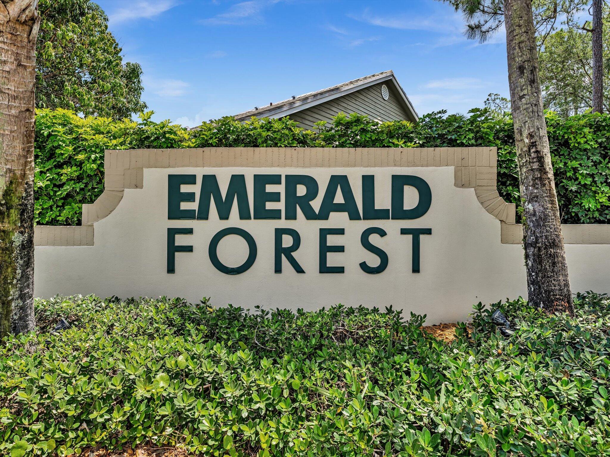 Property for Sale at 1039 Aviary Road, Wellington, Palm Beach County, Florida - Bedrooms: 5 
Bathrooms: 2.5  - $739,000