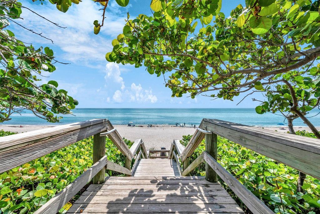 Photo of 501 S Seas Drive #406, Jupiter, FL 33477 (MLS # RX-11127556)