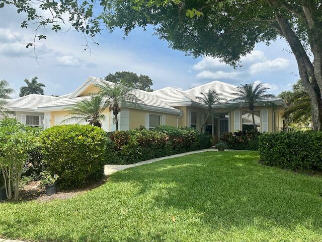 Property for Sale at 8570 Wakefield Drive, Palm Beach Gardens, Palm Beach County, Florida - Bedrooms: 3 
Bathrooms: 2  - $725,000