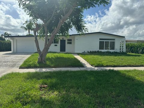 Photo of 440 Gull Court, North Palm Beach, FL 33408 (MLS # RX-11119292)
