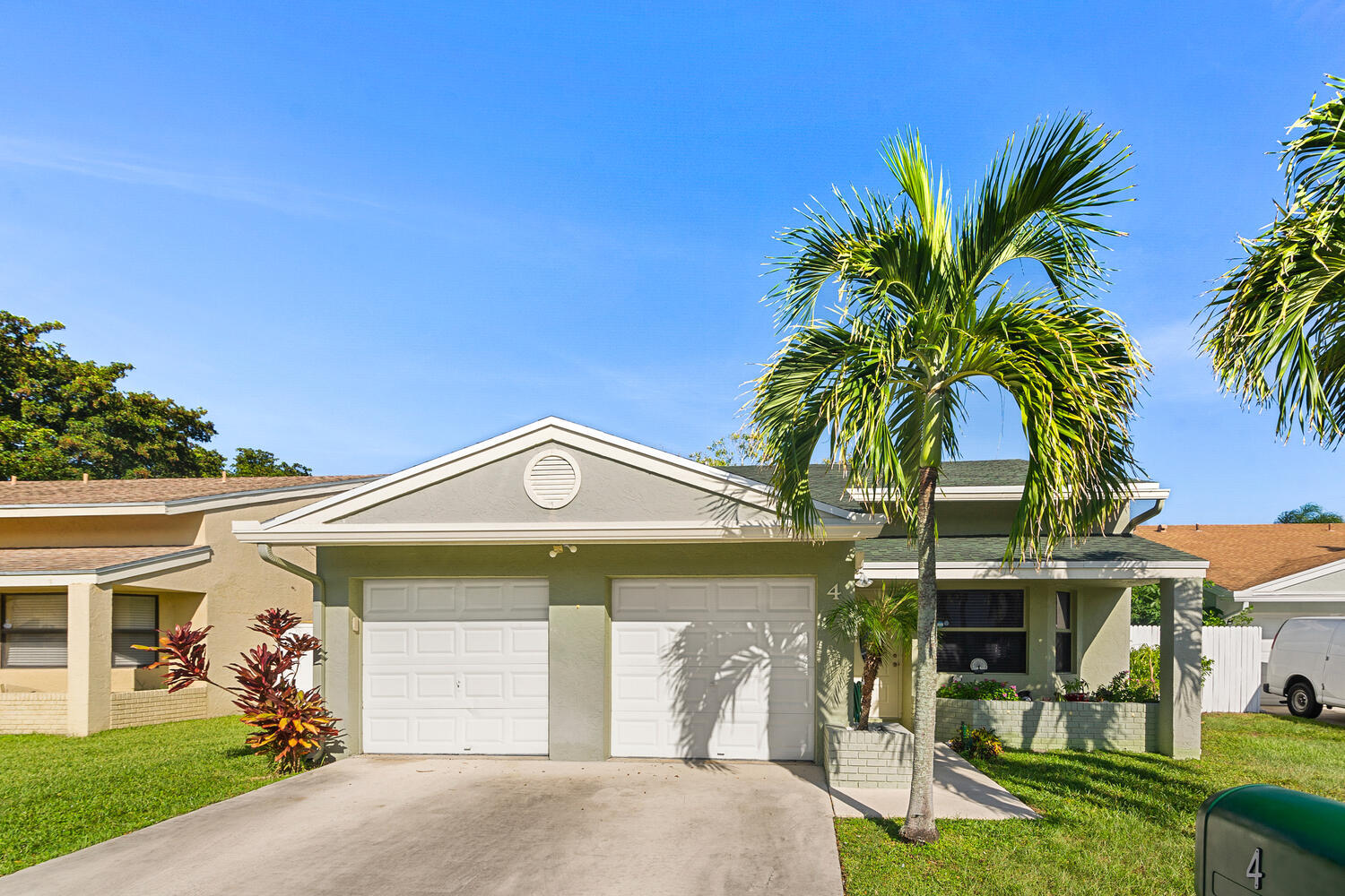 4 Kyle Way, Boynton Beach, Palm Beach County, Florida - 3 Bedrooms  
2 Bathrooms - 