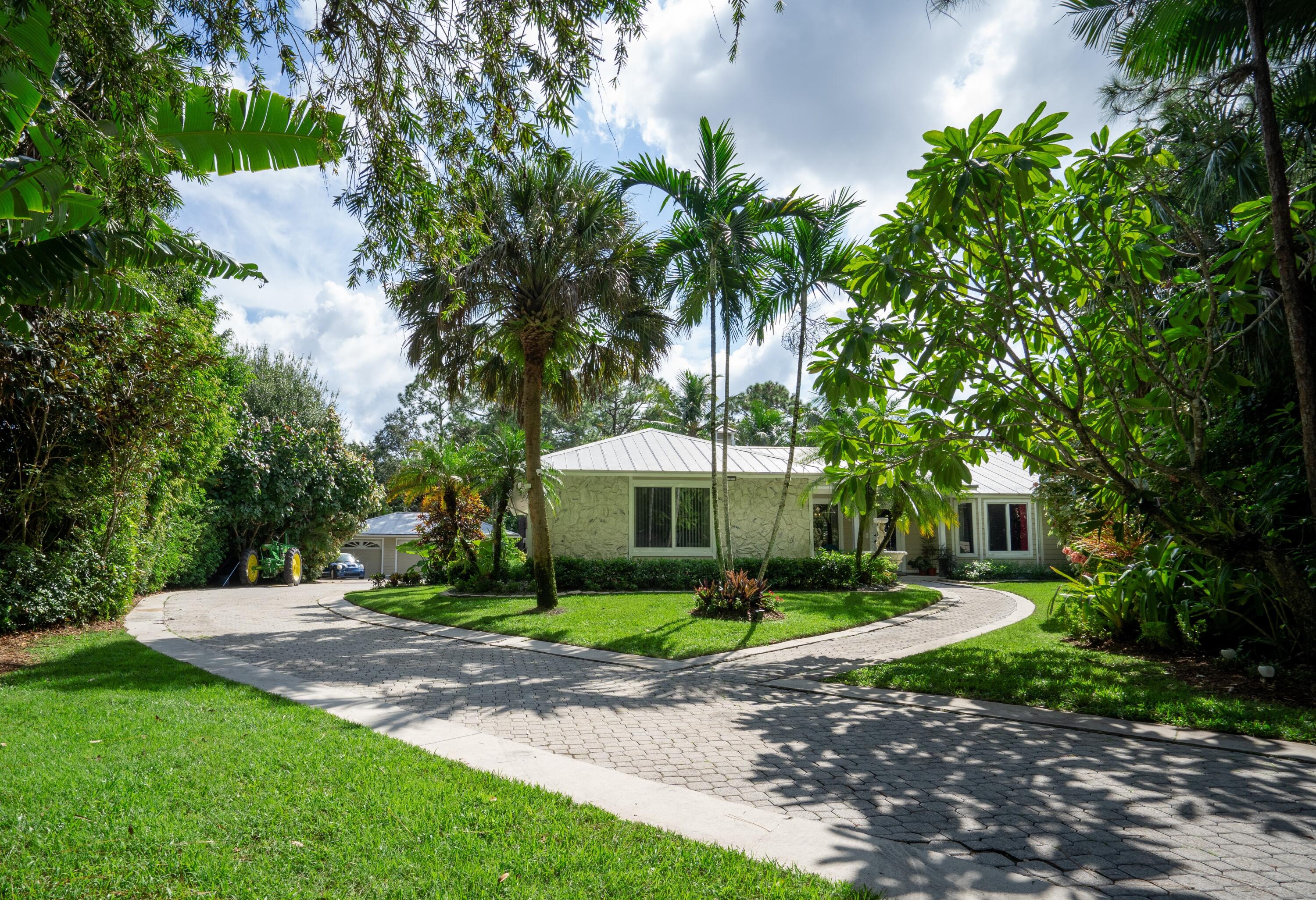 Photo 1 of 17732 Alexander Run, Jupiter, Florida, $880,000, Web #: 11023455