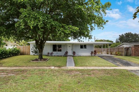 Photo of 12091 Colony Avenue, Palm Beach Gardens, FL 33410 (MLS # RX-11121215)