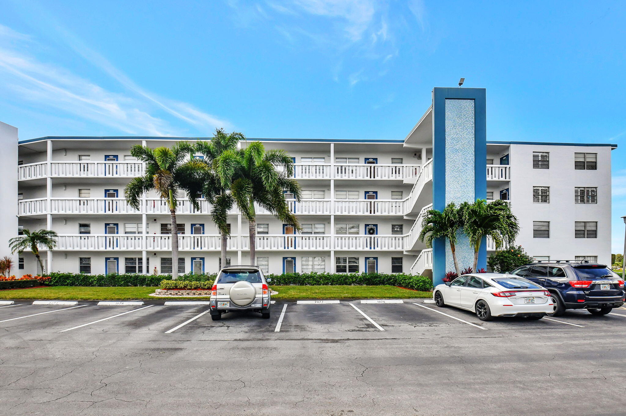 2074 Exeter 2074 E, Boca Raton, Palm Beach County, Florida - 2 Bedrooms  
1.5 Bathrooms - 