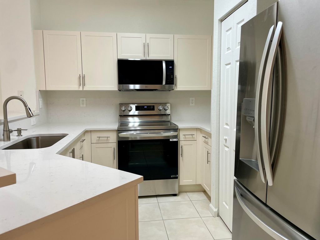 Photo of 5071 SE Mariner Garden Circle, Stuart, FL 34997 (MLS # RX-11020932)