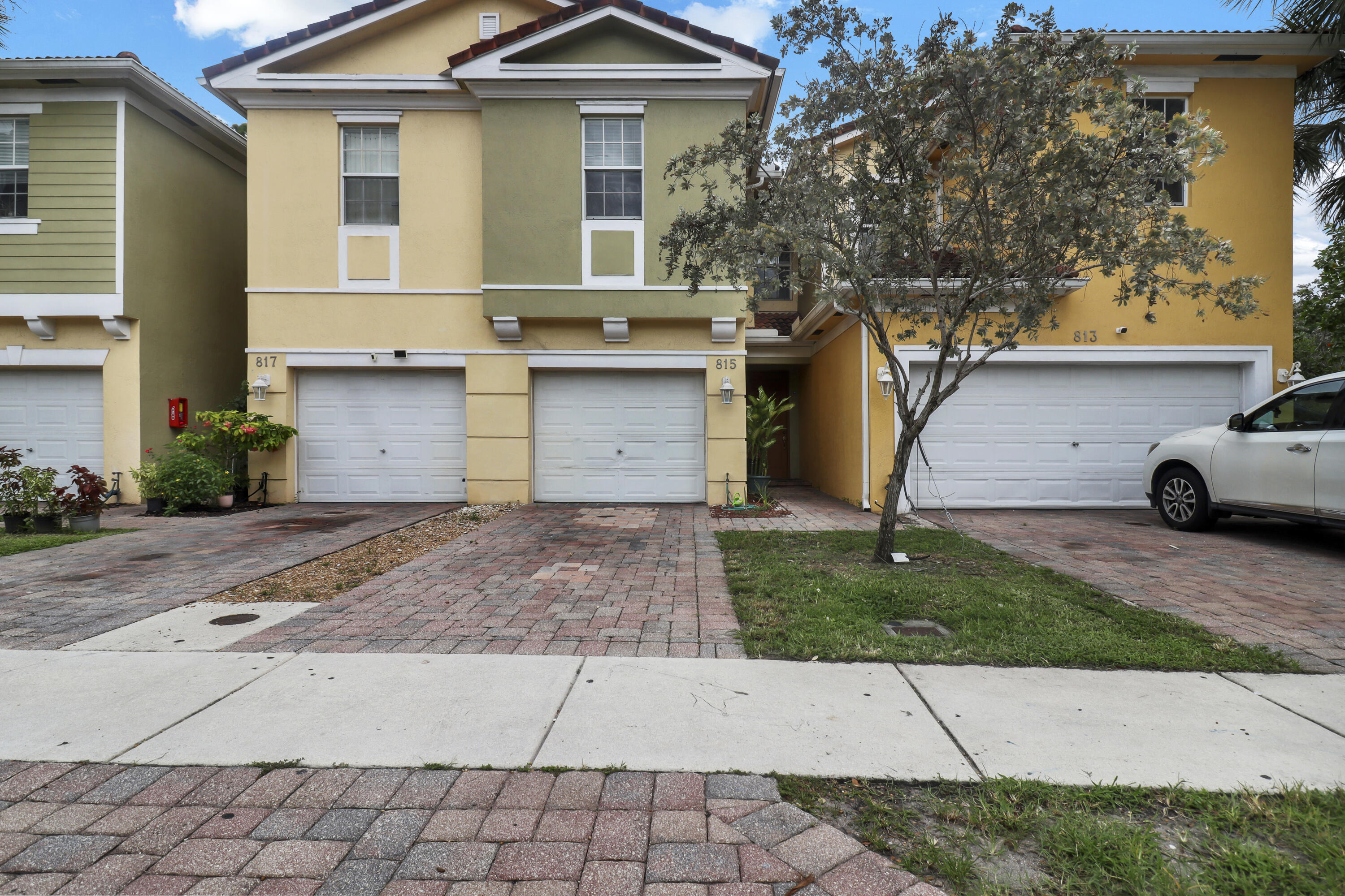 Property for Sale at 815 Pipers Cay Drive, West Palm Beach, Palm Beach County, Florida - Bedrooms: 3 
Bathrooms: 2.5  - $295,000