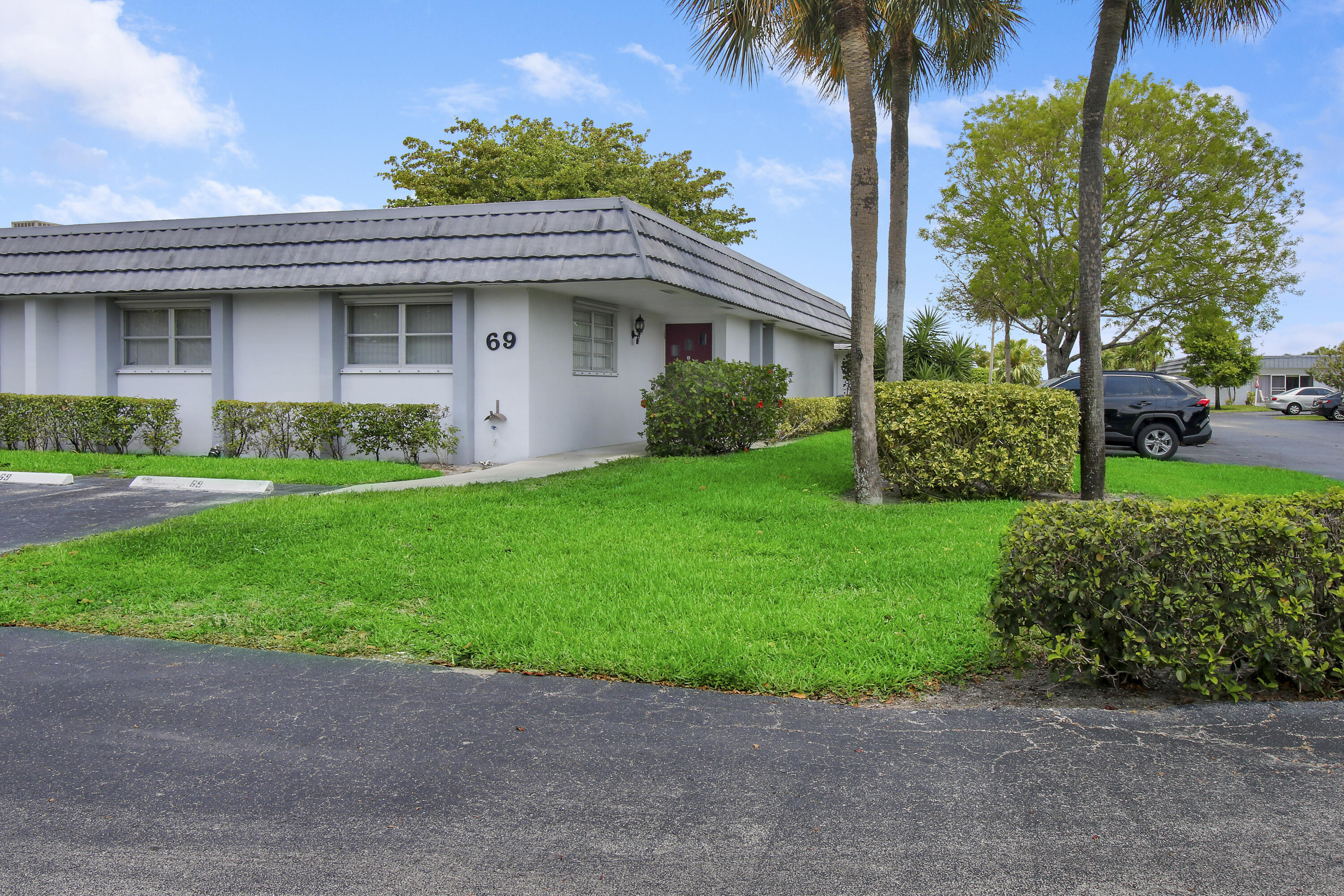 2886 Fernley Drive 69, West Palm Beach, Palm Beach County, Florida - 2 Bedrooms  
2 Bathrooms - 