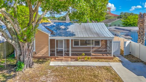 Photo of 1204 Easter Avenue, Fort Pierce, FL 34950 (MLS # RX-11118111)