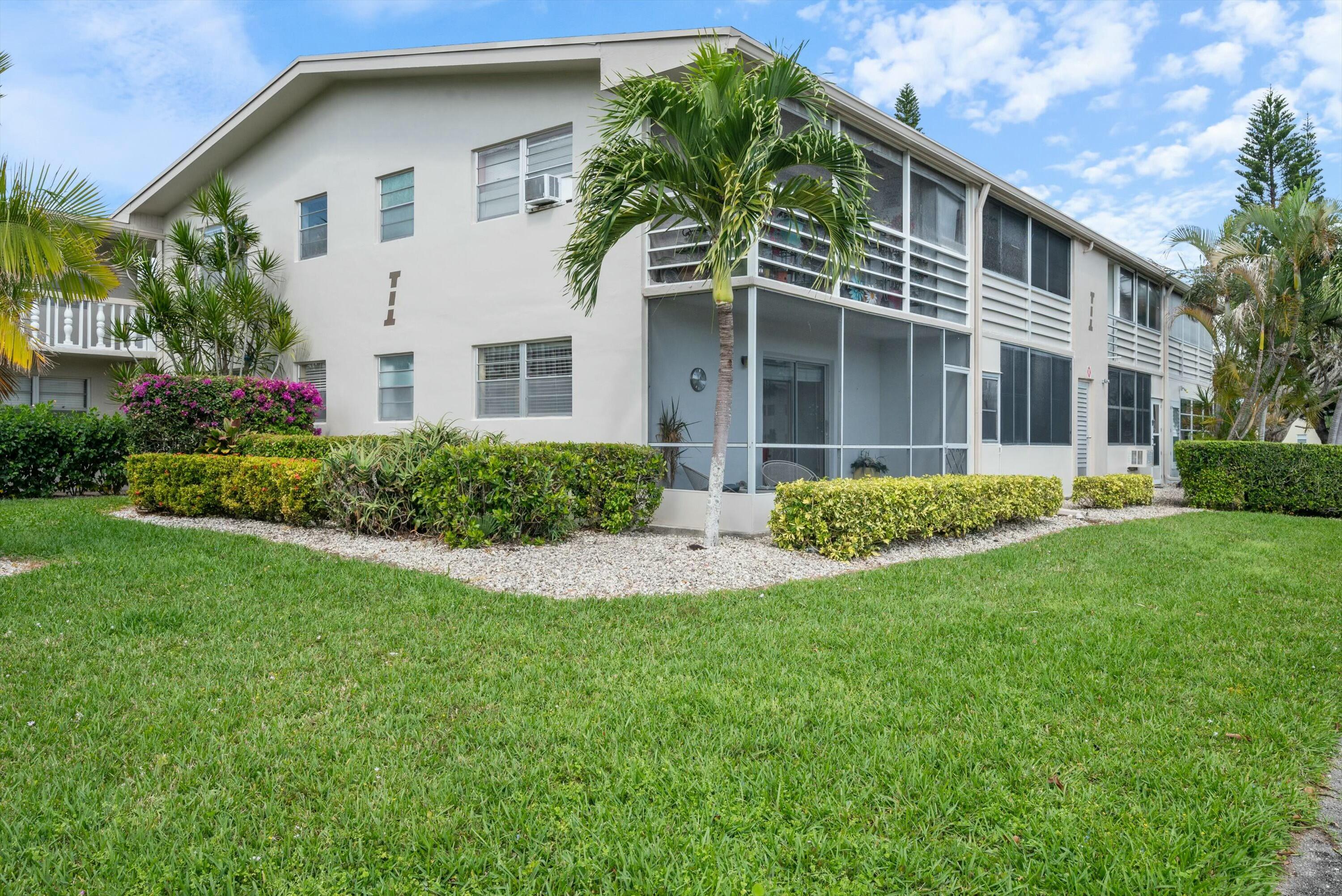 216 Andover I, West Palm Beach, Palm Beach County, Florida - 1 Bedrooms  
1.5 Bathrooms - 