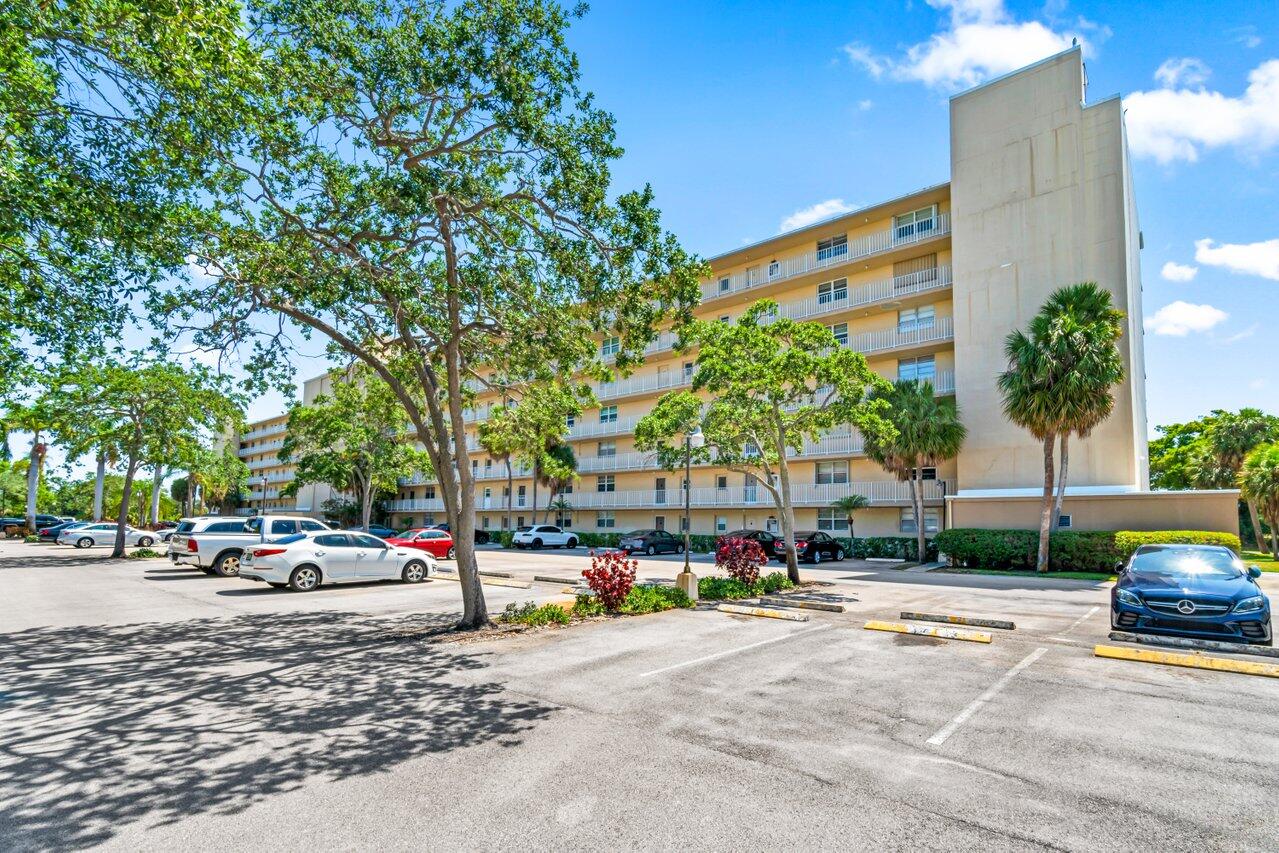 Property for Sale at 5700 Nw 2nd Avenue 403, Boca Raton, Palm Beach County, Florida - Bedrooms: 2 
Bathrooms: 2  - $275,000