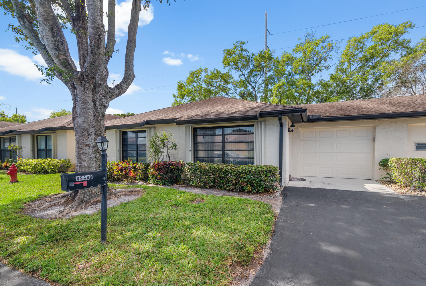 Property for Sale at 4948 Equestrian Circle A, Boynton Beach, Palm Beach County, Florida - Bedrooms: 2 
Bathrooms: 2  - $280,000