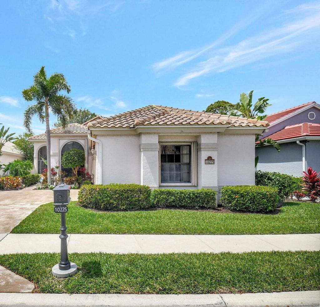 Photo of 10225 Lexington Lakes Boulevard N, Boynton Beach, FL 33436 (MLS # RX-11078608)