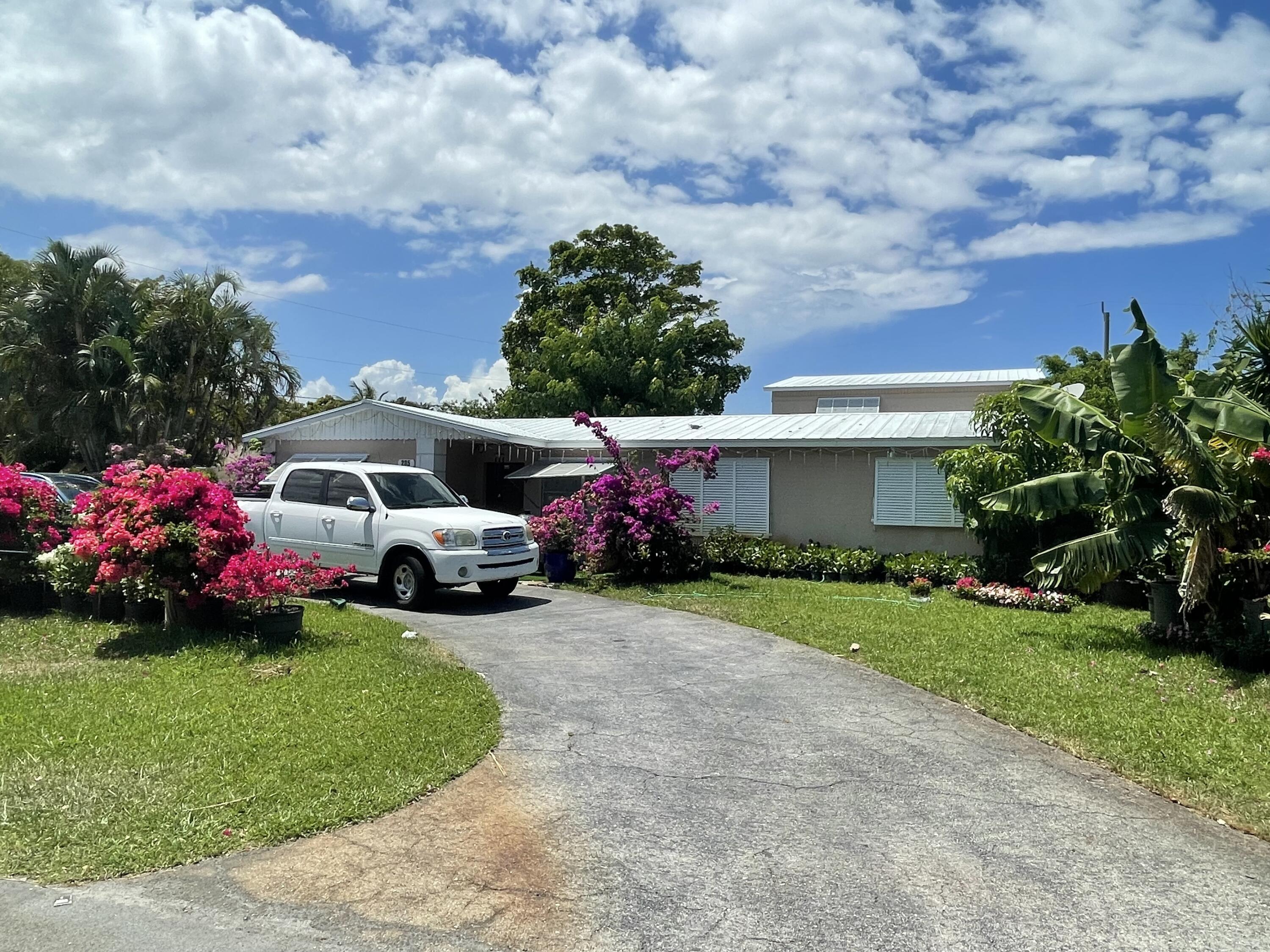 Property for Sale at 205 Se 21st Avenue, Boynton Beach, Palm Beach County, Florida - Bedrooms: 3 
Bathrooms: 2  - $695,000