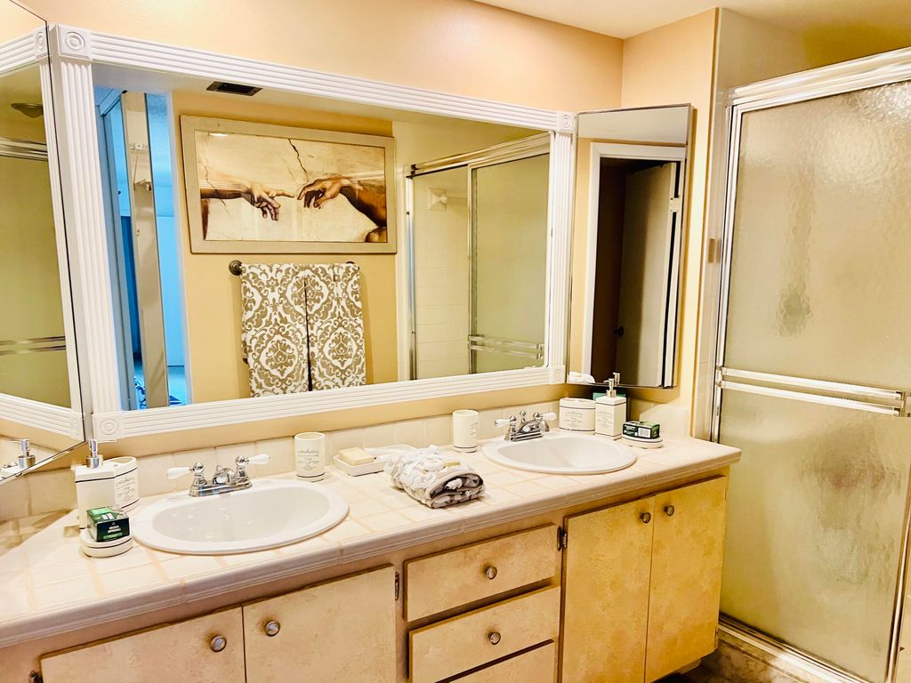 Photo of 626 6th Ter Terrace, Palm Beach Gardens, FL 33418 (MLS # RX-10989915)