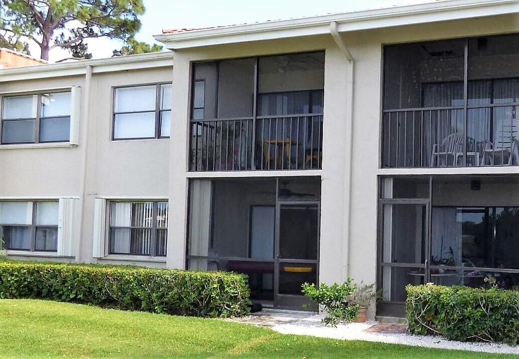 Photo of 13369 Touchstone Place #102, Palm Beach Gardens, FL 33418 (MLS # RX-10754719)