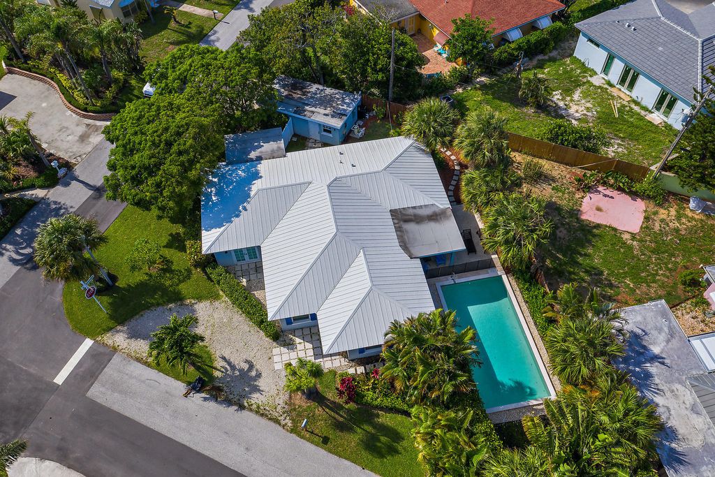 Photo of 461 Jupiter Lane, Juno Beach, FL 33408 (MLS # RX-11067643)