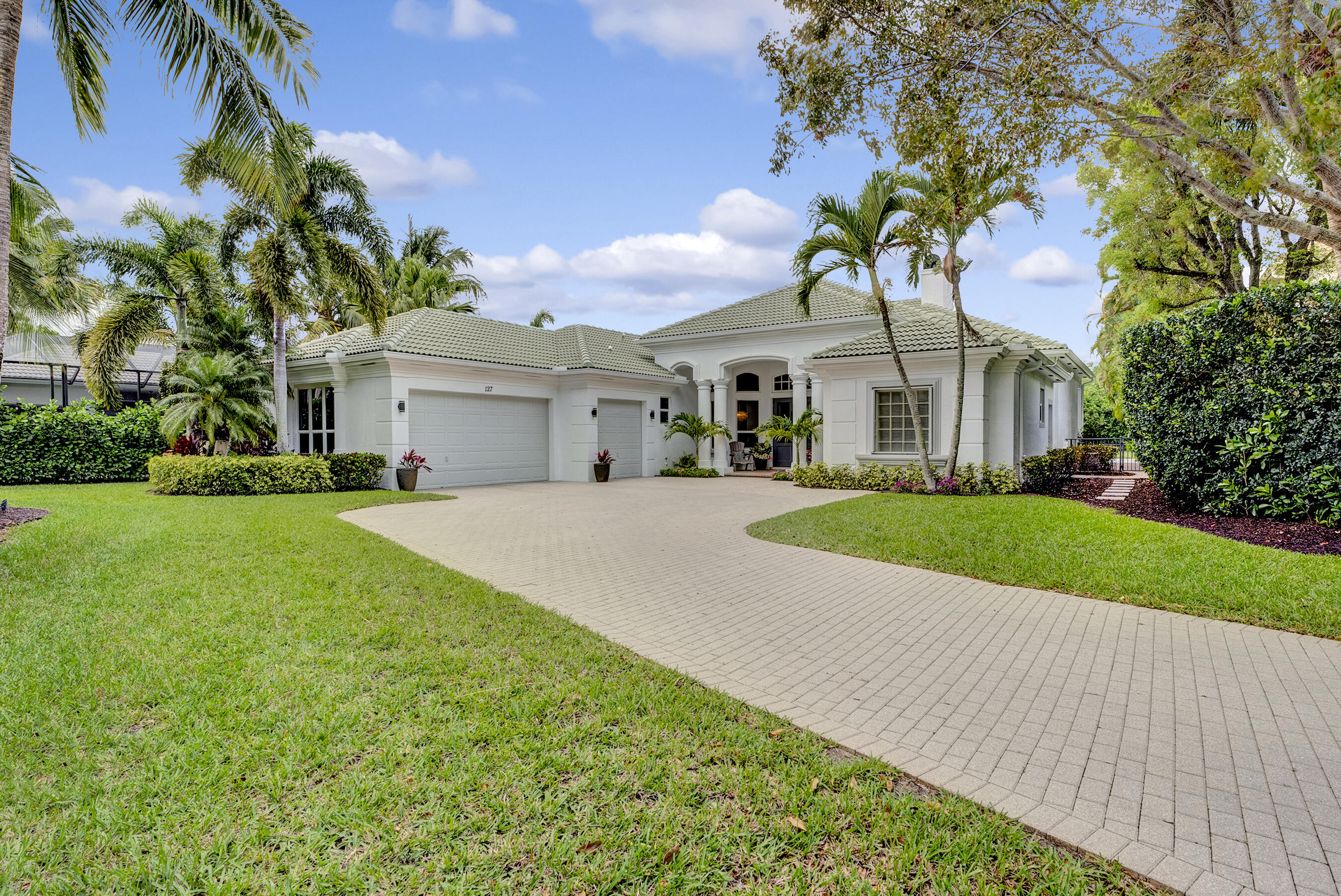 Property for Sale at 127 Bryce Lane, Jupiter, Palm Beach County, Florida - Bedrooms: 5 
Bathrooms: 4  - $2,450,000