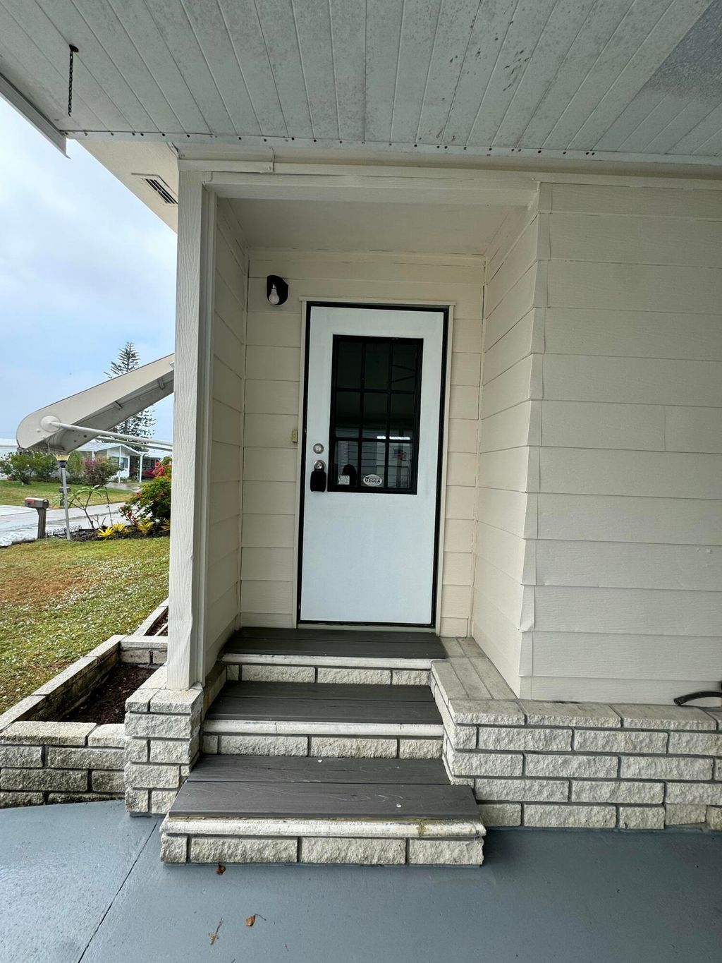 Photo of 85 Lagos Del Norte, Fort Pierce, FL 34951 (MLS # RX-11045439)