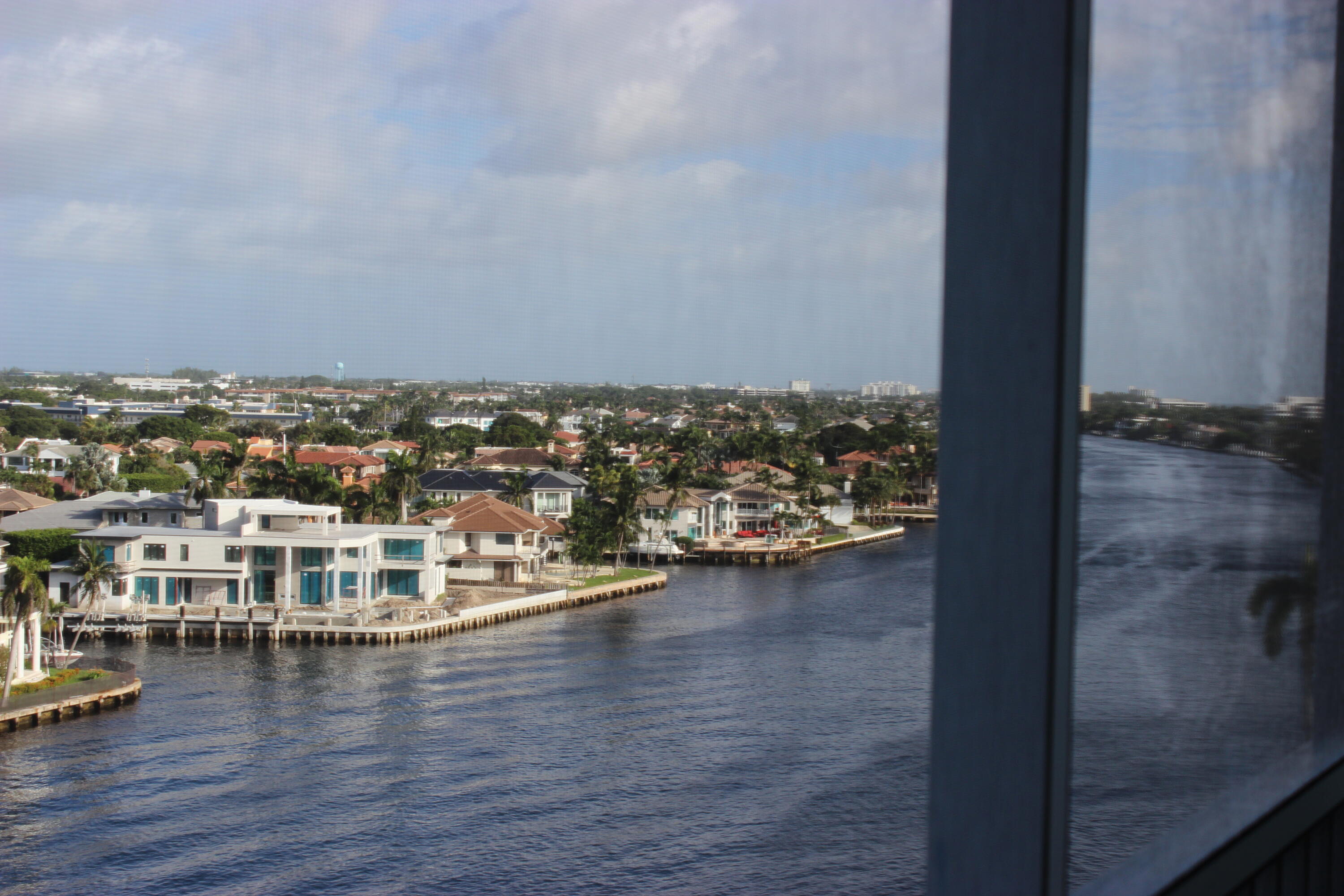 3310 S Ocean Boulevard 1028-D, Highland Beach, Broward County, Florida - 1 Bedrooms  
1.5 Bathrooms - 