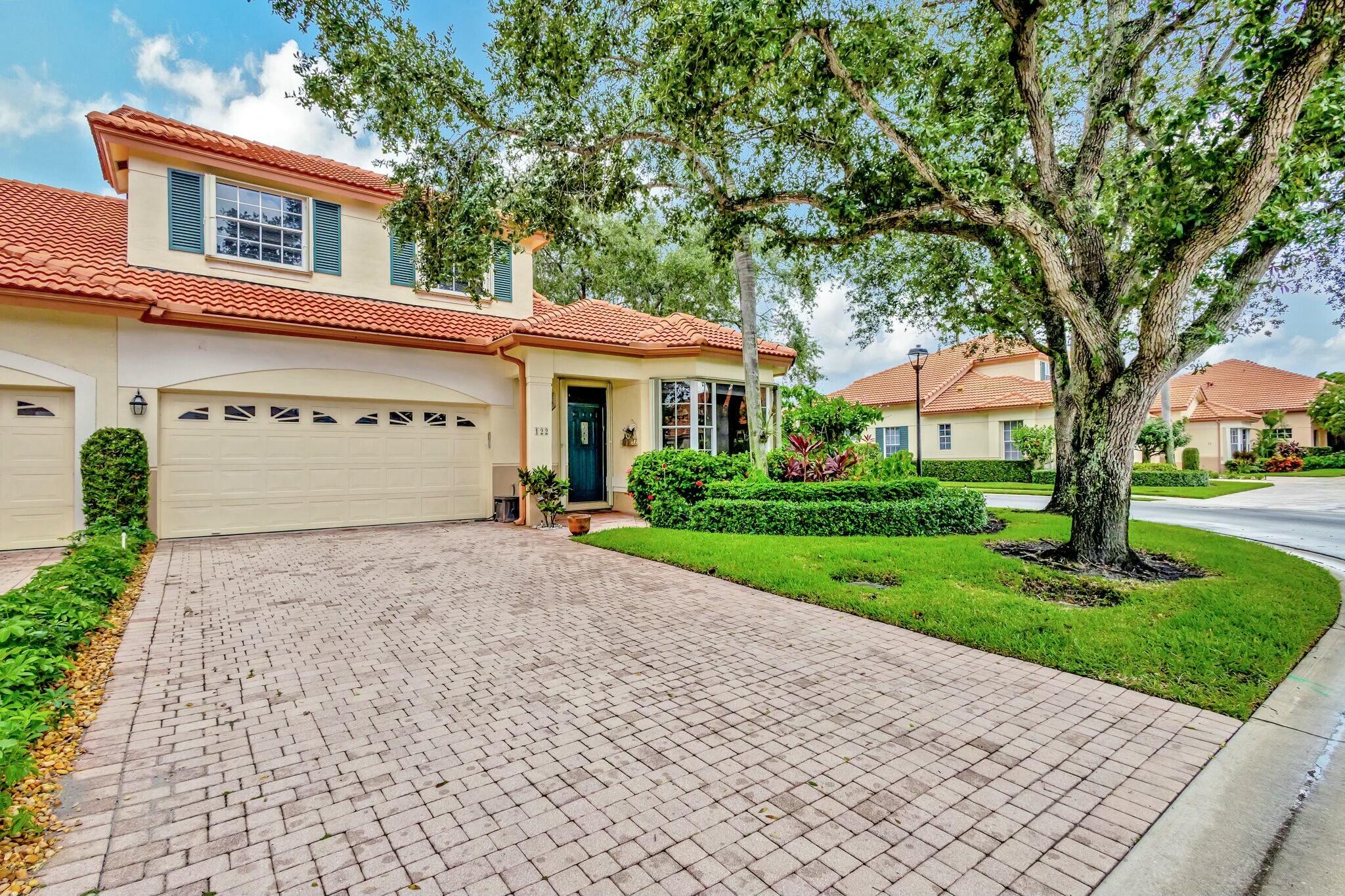 Property for Sale at 122 Spyglass Way, Palm Beach Gardens, Palm Beach County, Florida - Bedrooms: 3 
Bathrooms: 2.5  - $670,000