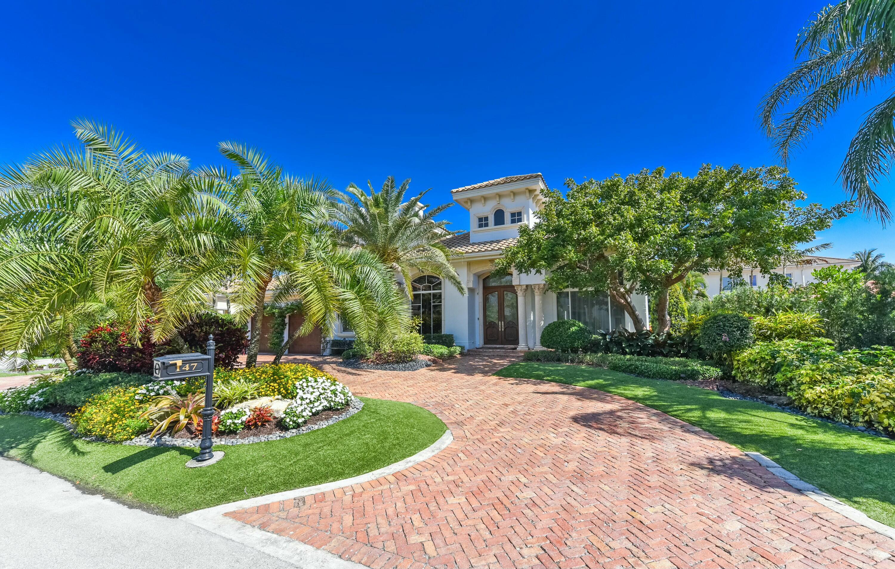 147 Thatch Palm Cove, Boca Raton, Palm Beach County, Florida - 4 Bedrooms  
4.5 Bathrooms - 