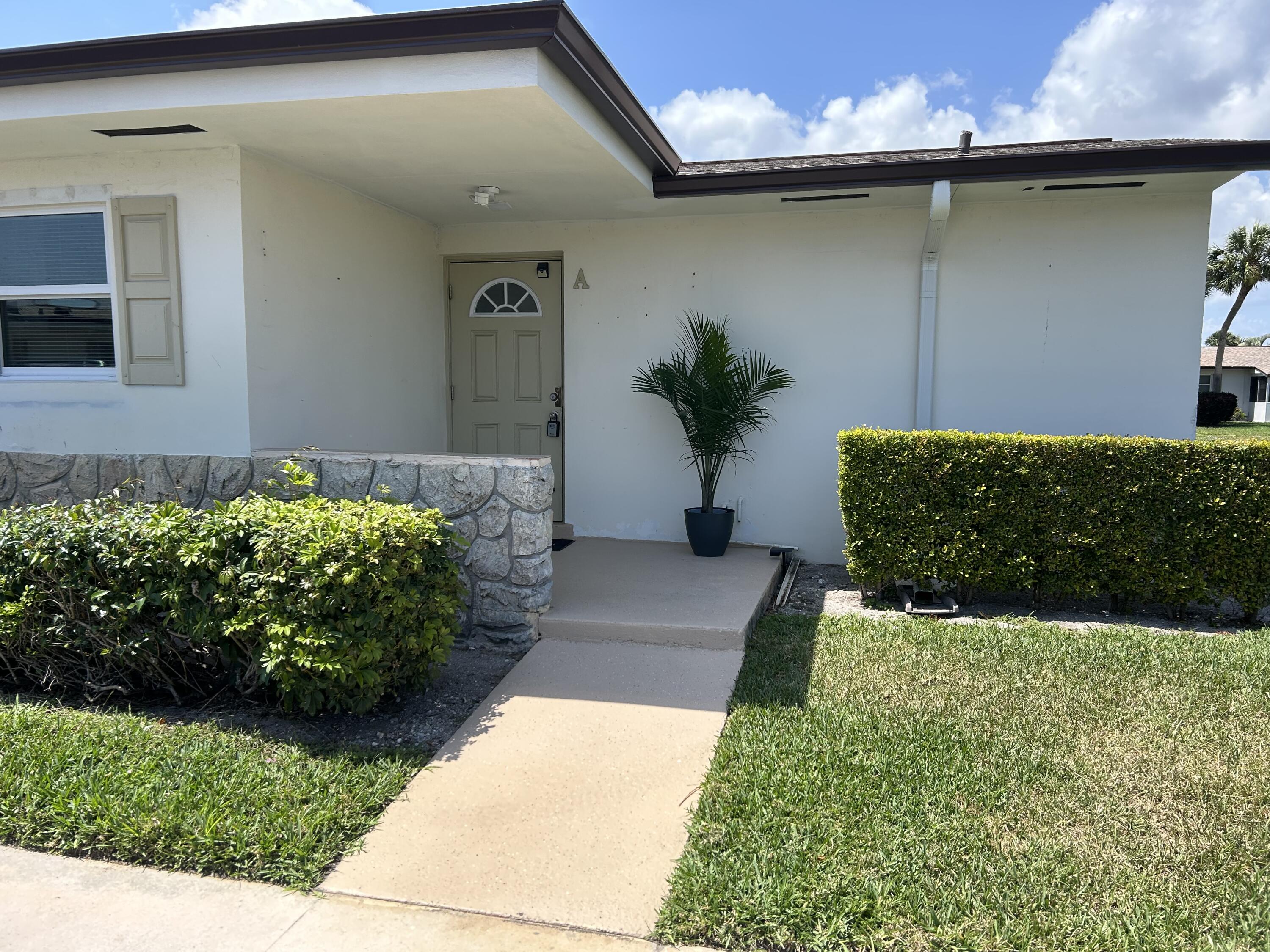 Property for Sale at 2844 E Crosley A Drive A, West Palm Beach, Palm Beach County, Florida - Bedrooms: 1 
Bathrooms: 1  - $130,000