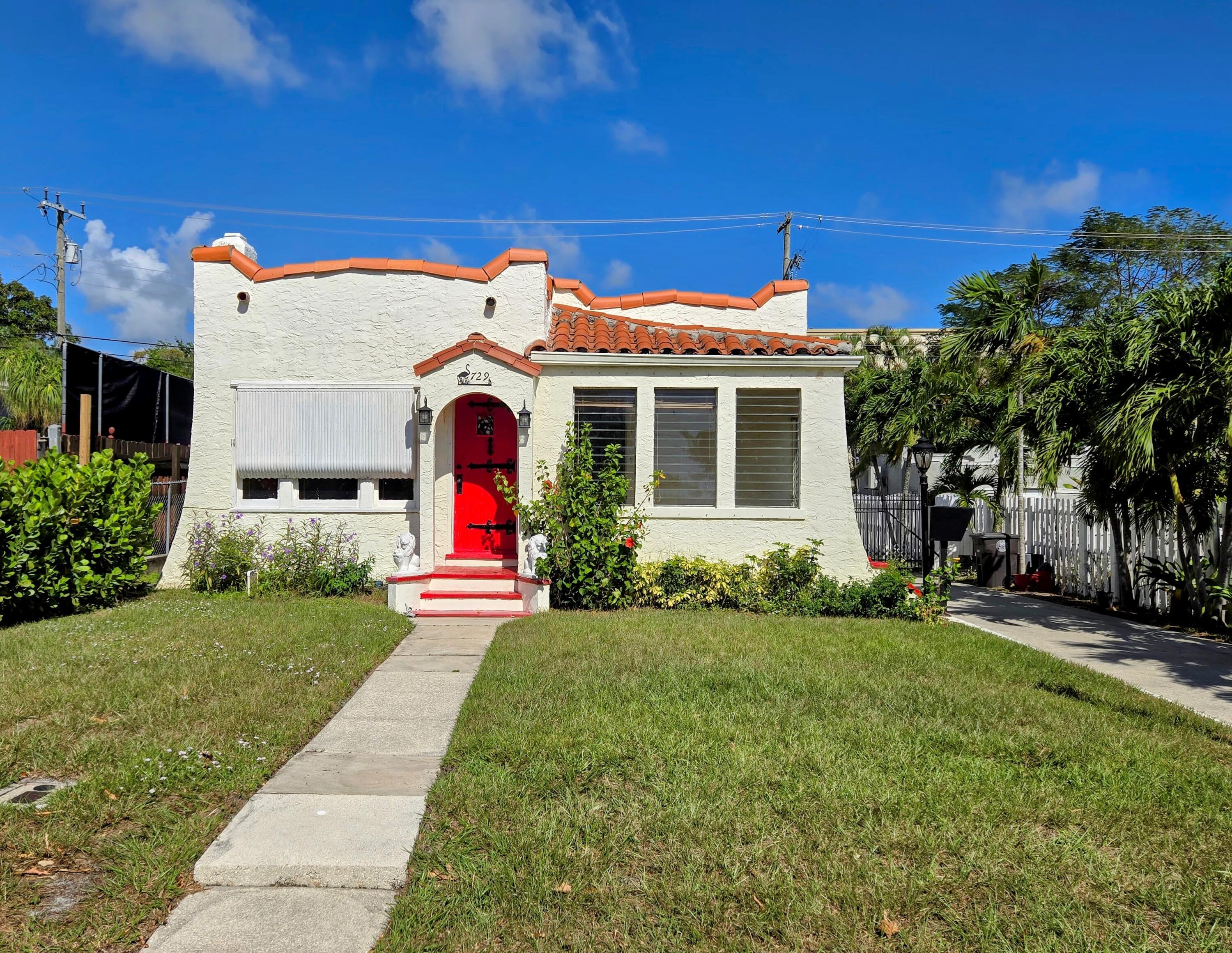 729 Omar Road, West Palm Beach, Palm Beach County, Florida - 3 Bedrooms  
1 Bathrooms - 