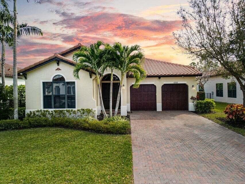 Property for Sale at 6352 Vireo Court, Lake Worth, Palm Beach County, Florida - Bedrooms: 4 
Bathrooms: 3  - $790,000