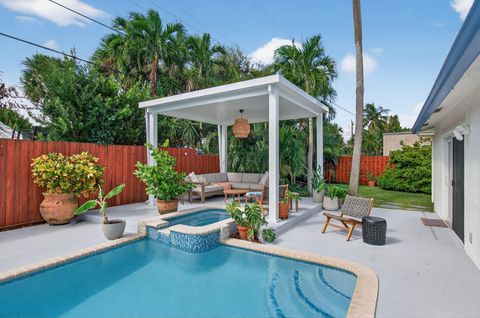 Photo of 802 Mallard Drive, Delray Beach, FL 33444 (MLS # RX-11129217)