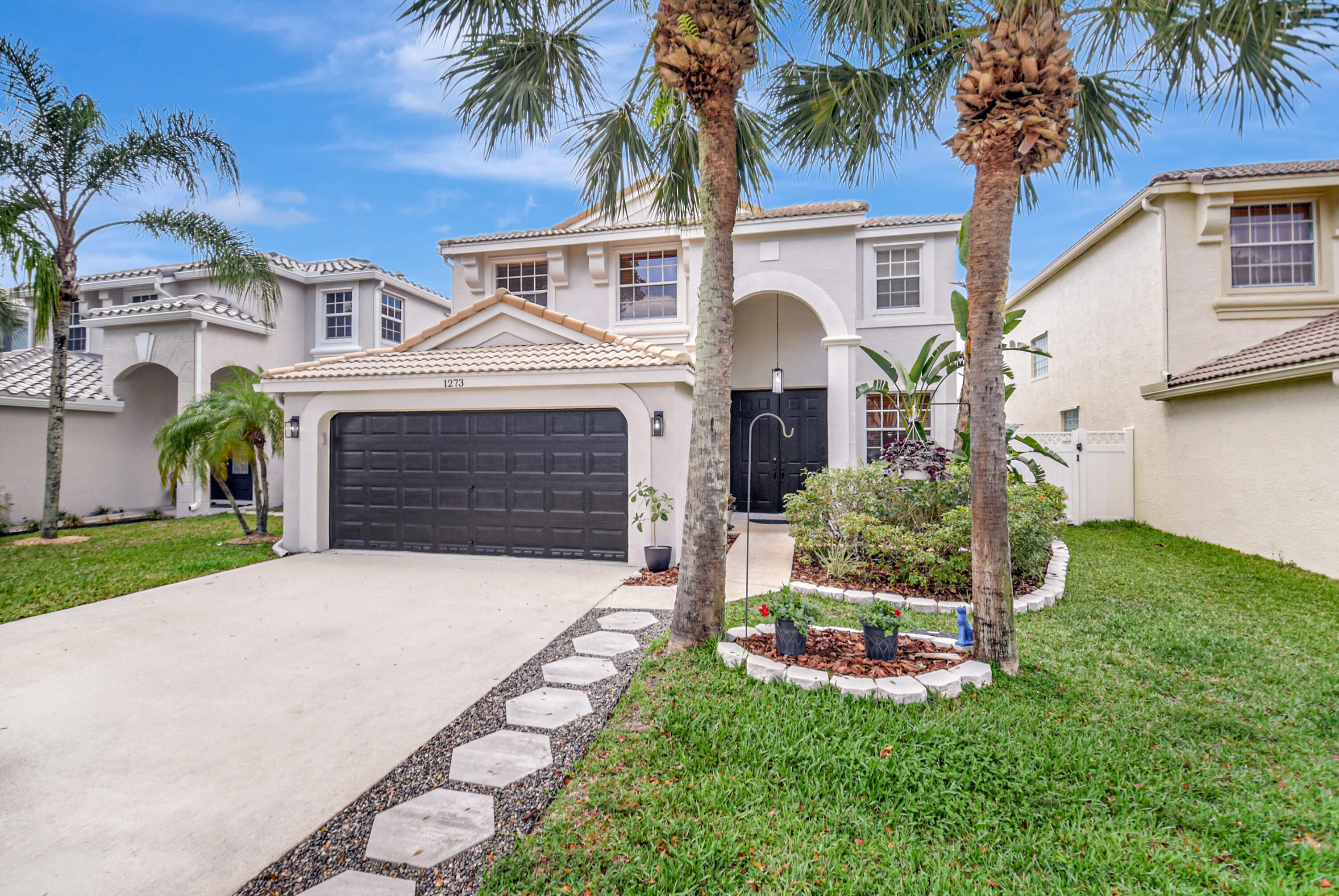 Property for Sale at 1273 Gembrook Court, Royal Palm Beach, Palm Beach County, Florida - Bedrooms: 4 
Bathrooms: 2.5  - $645,000