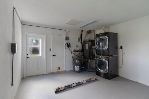 Tiny photo for 4330 NE 13th Avenue, Oakland Park, FL 33334 (MLS # RX-11125685)