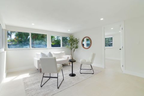 Tiny photo for 4330 NE 13th Avenue, Oakland Park, FL 33334 (MLS # RX-11125685)