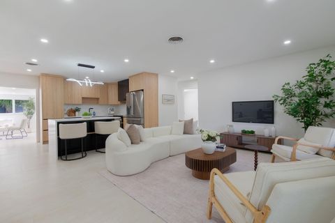 Tiny photo for 4330 NE 13th Avenue, Oakland Park, FL 33334 (MLS # RX-11125685)