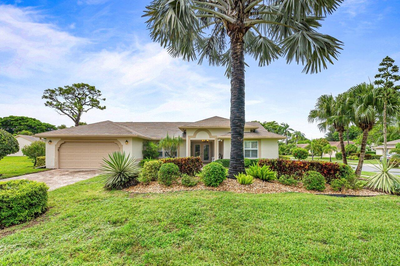 2680 Riviera Drive, Delray Beach, Palm Beach County, Florida - 2 Bedrooms  
2.5 Bathrooms - 