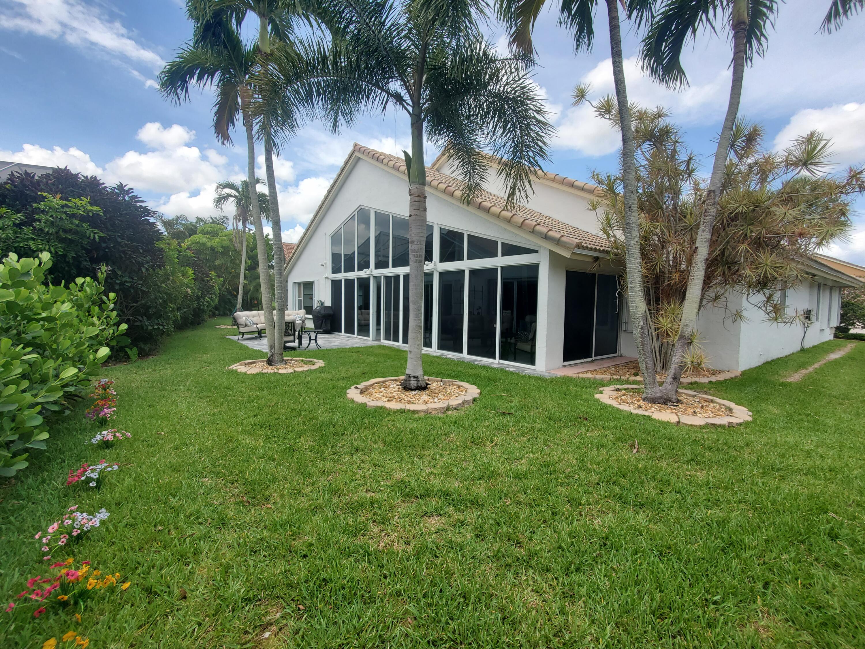 6078 Slice Court, Boynton Beach, Palm Beach County, Florida - 3 Bedrooms  
2.5 Bathrooms - 
