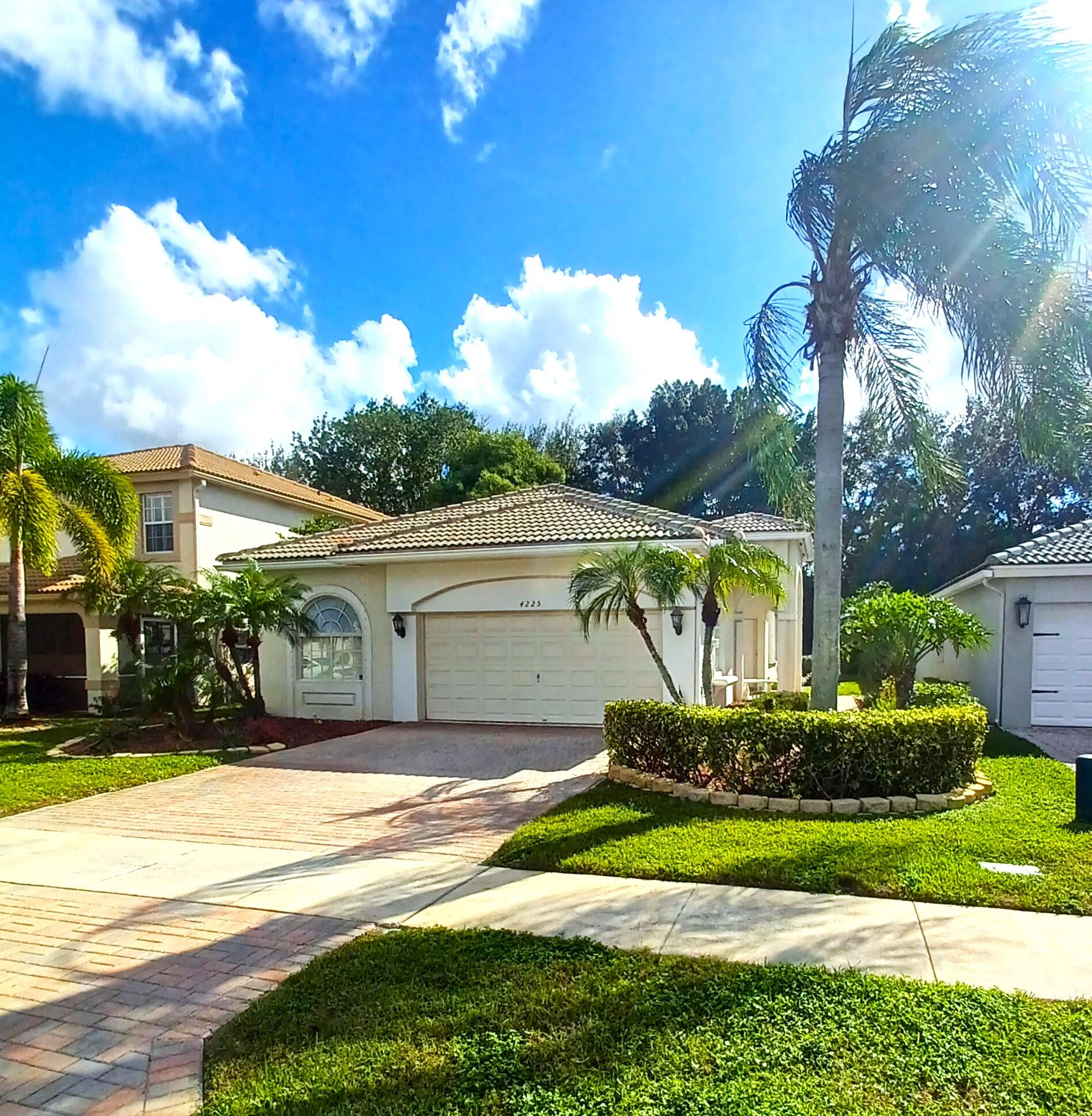 Property for Sale at 4225 Bluff Harbor Way, Wellington, Palm Beach County, Florida - Bedrooms: 3 
Bathrooms: 2  - $524,900